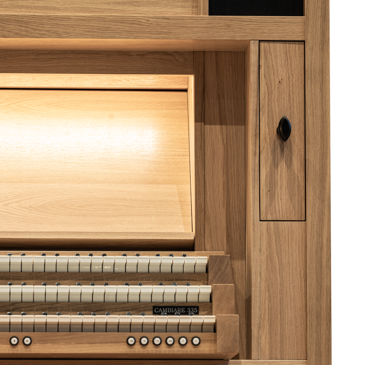 Cambiare 335 — detalle teclados