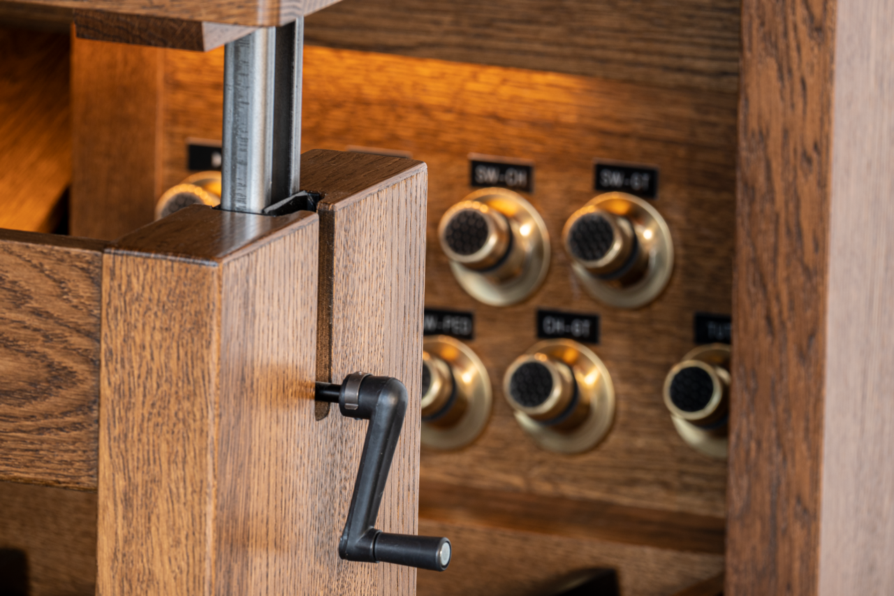 Chapel 346R — detalle lateral