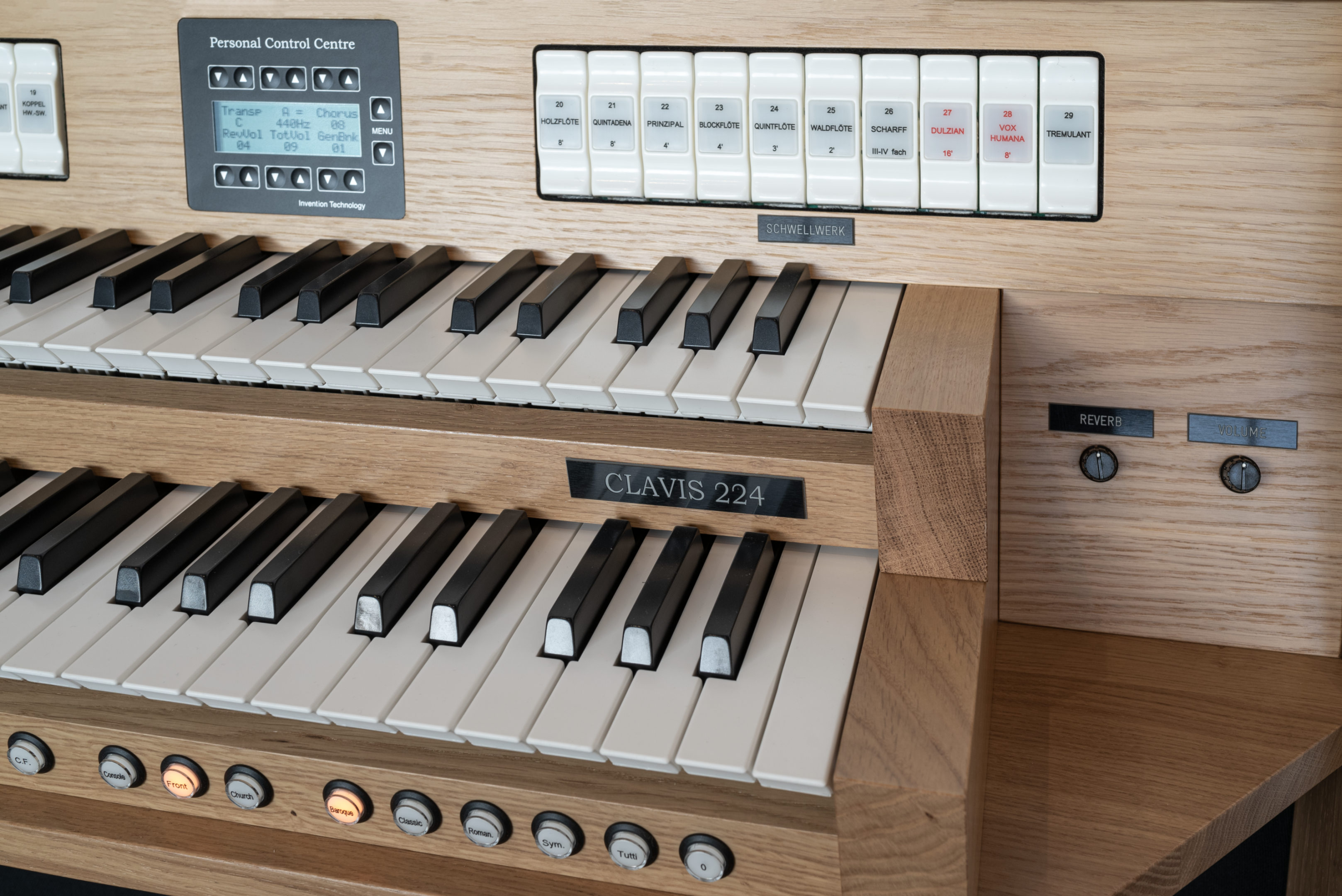 Clavis 224 — detalle lateral