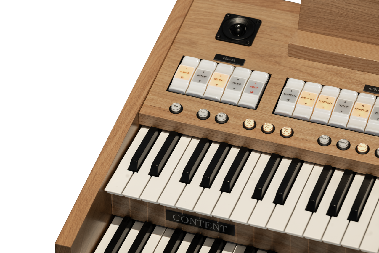 Compact 224 — detalle teclados