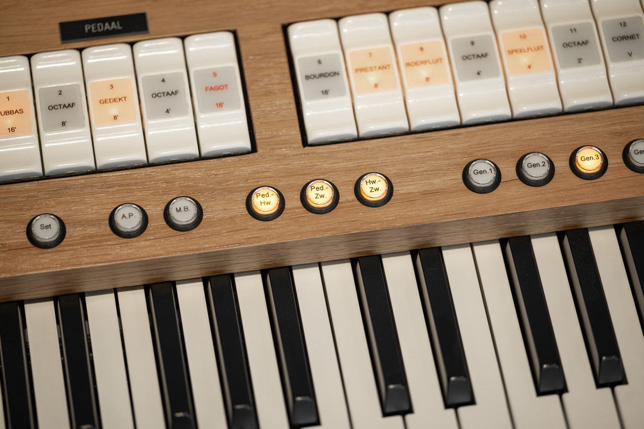 Compact 224 — perspectiva