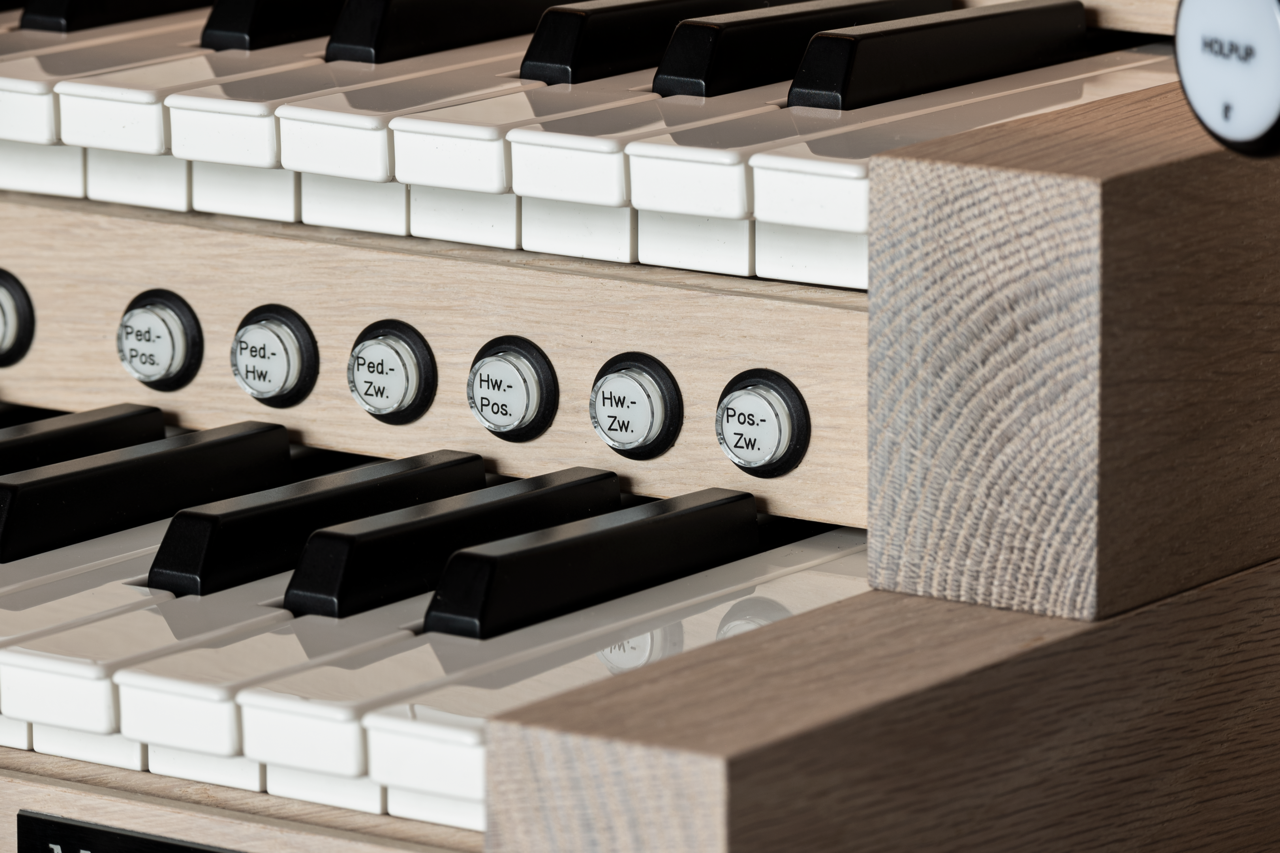 Mondri 340 — detalle