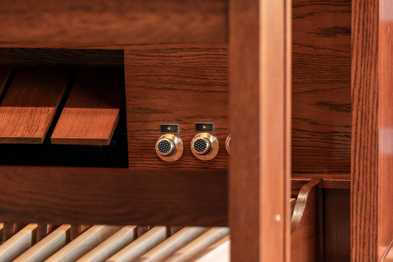 Mondri 354 — vista frontal