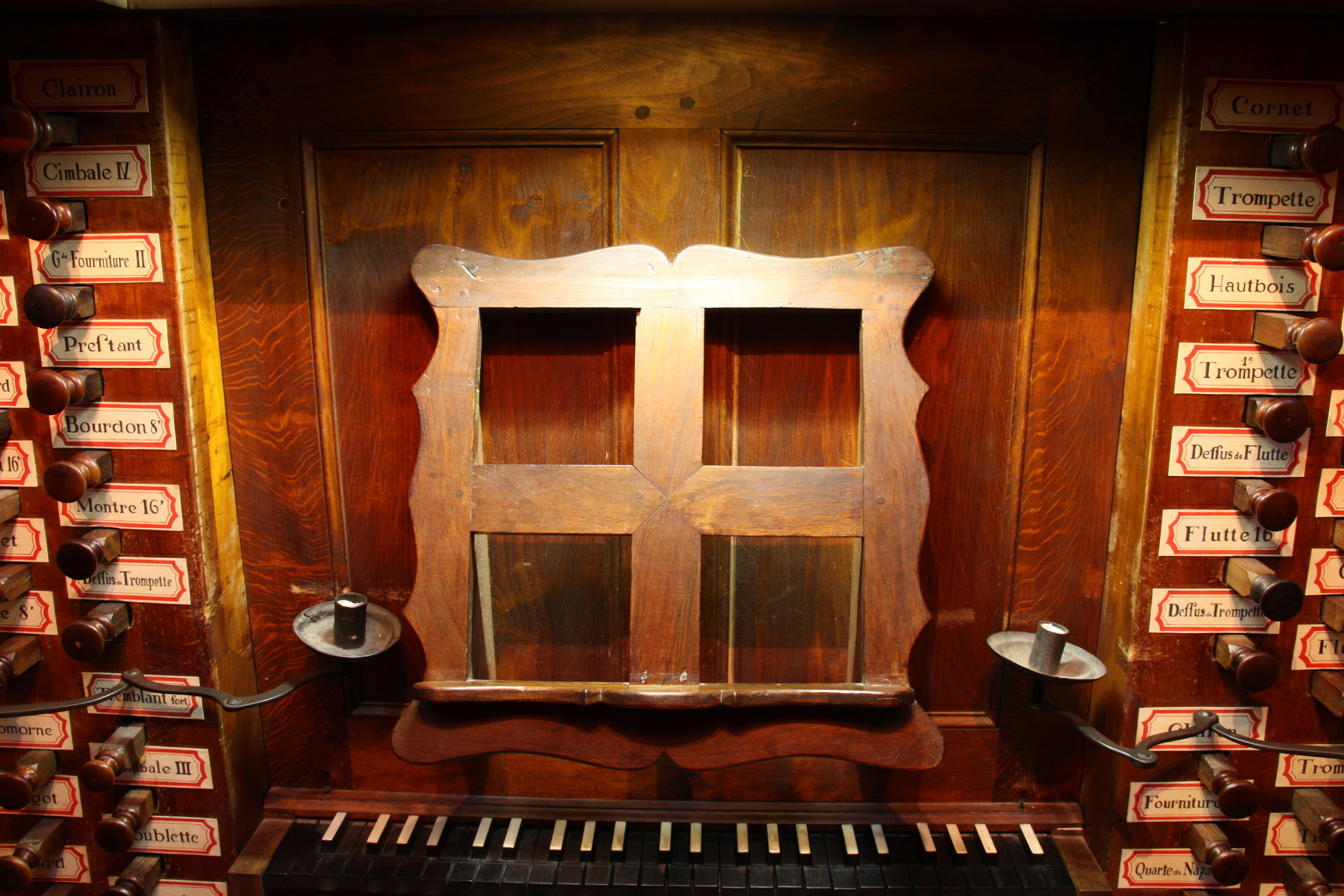 St. Maximin Basilique — detalle 4