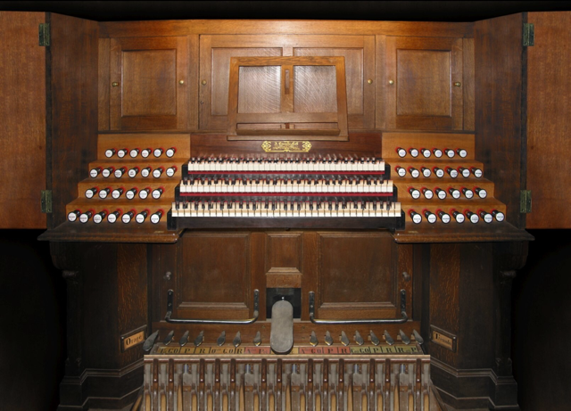 Caen St. Etienne — órgano Cavaillé-Coll