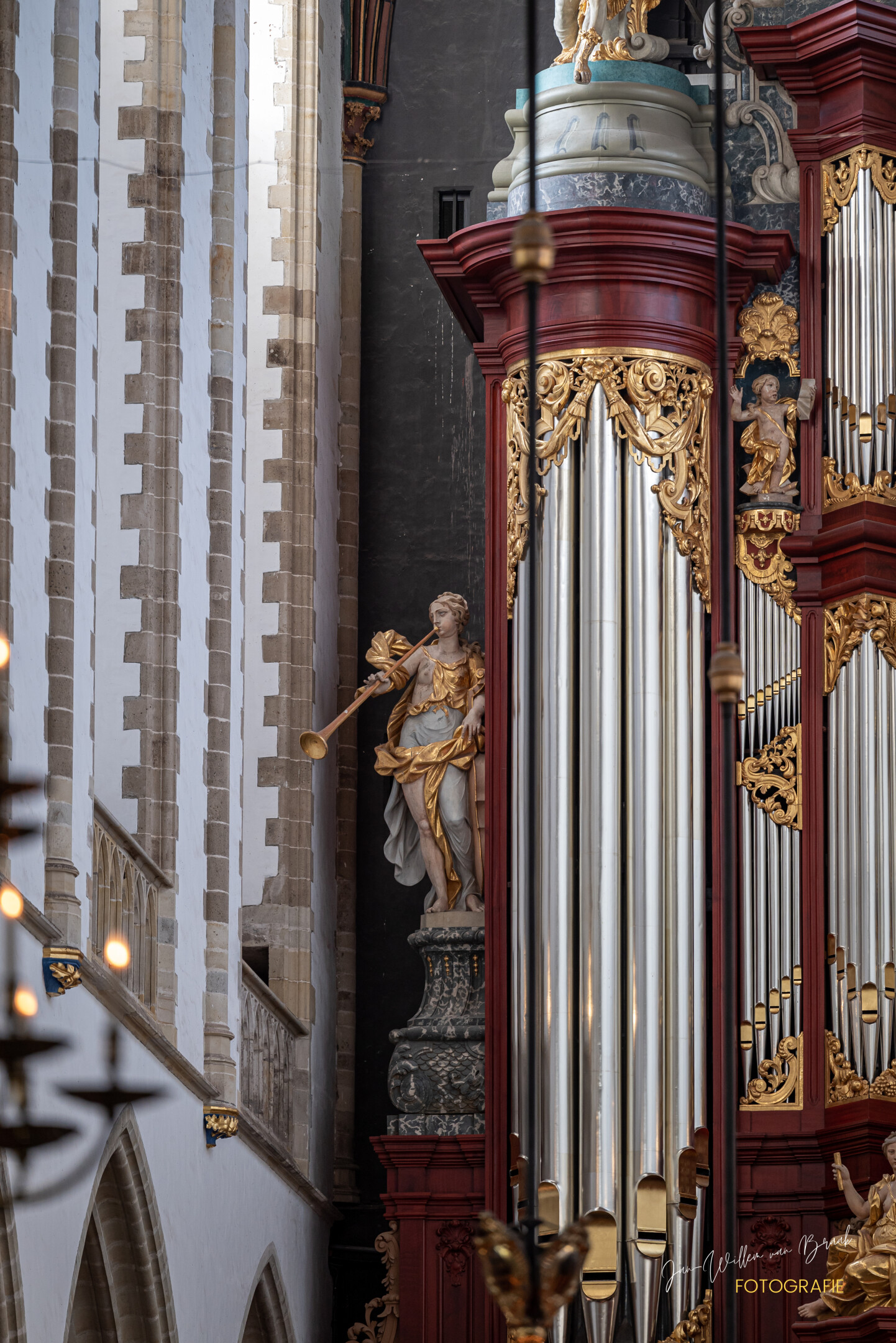 Órgano Müller — caja expresiva