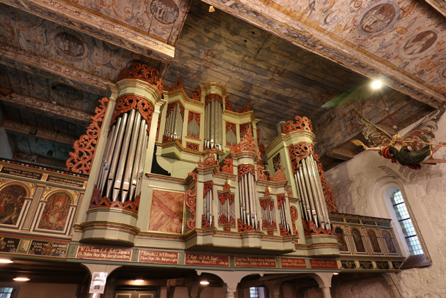 Lüdingworth St. Jakobikirche — diseño asimétrico